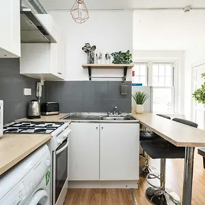 Shoreditch,Tower Bridge , Art Central London Apartment
